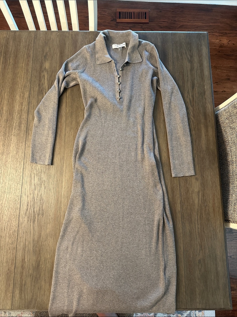 Ribbed Long-Sleeve Knit Dress in Gray